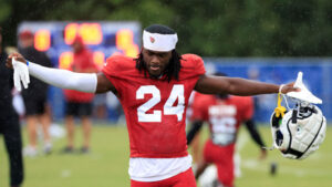 Drenched: Rain takes center stage as Cardinals wrap joint practices with Colts