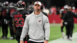 Referee explains questionable 2-minute warning call in Cardinals-Lions