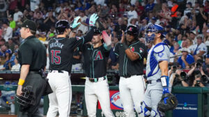 Diamondbacks rally for 8-run inning, Dodgers wave white flag at Chase Field