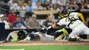 Diamondbacks' Wild Card scoreboard watching guide: Schedules for Padres, Mets, Braves
