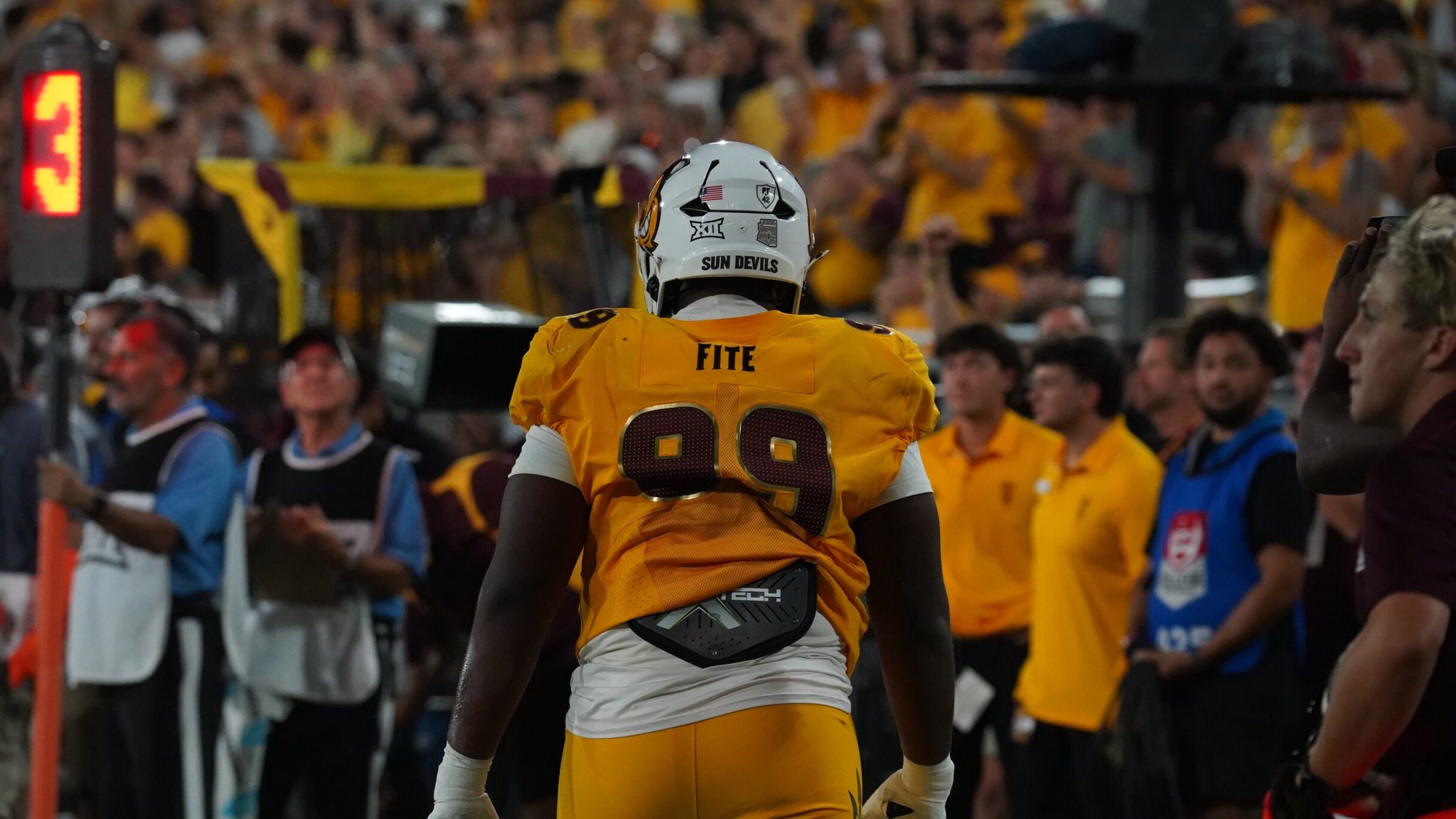 Arizona State DL CJ Fite scores on recovered fumble vs. MSU