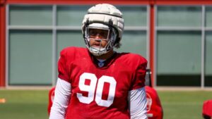Cardinals sign Wildcat product Tyler Manoa to practice squad, lose Ben Stille to Bucs