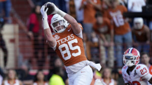 Texas TE Gunnar Helm a standout who stayed patient and stayed put in transfer era