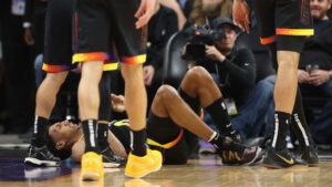 Suns rule Ryan Dunn out for Monday's game vs. Clippers