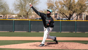 Diamondbacks call up pitching prospect Christian Montes De Oca