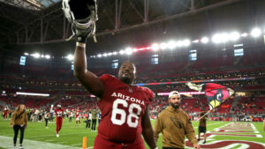 Kelvin Beachum re-signing with Cardinals on 1-year deal