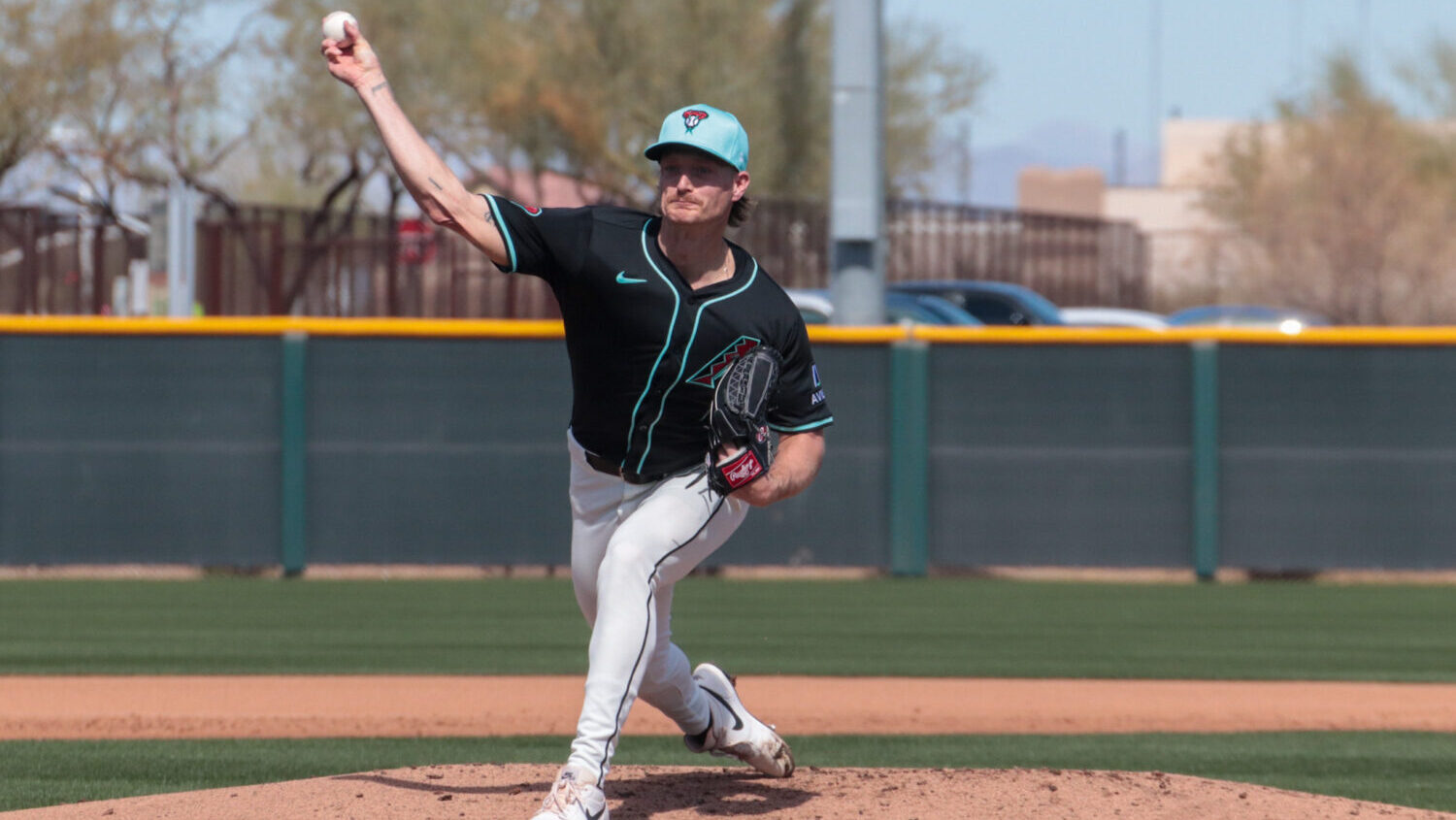 Shelby Miller earns 1st save for Diamondbacks nearly a decade after first being traded to Arizona