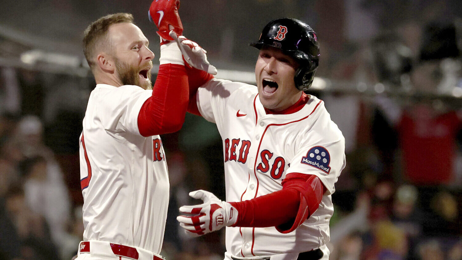 Reports: Cubs to sign All-Star Alex Bregman after Diamondbacks interest