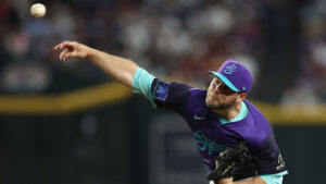 Corbin Burnes blanks Dodgers through 7 innings to earn win