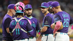 Flat finale prevents Diamondbacks from commanding series win over Dodgers