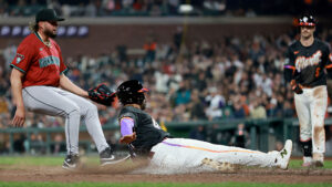 Diamondbacks pitching knocked around by Giants as win streak remains elusive