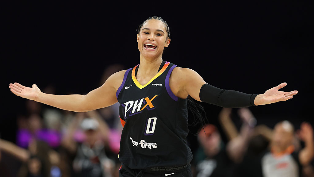 Satou Sabally scores 20 as Mercury beat winless Sky