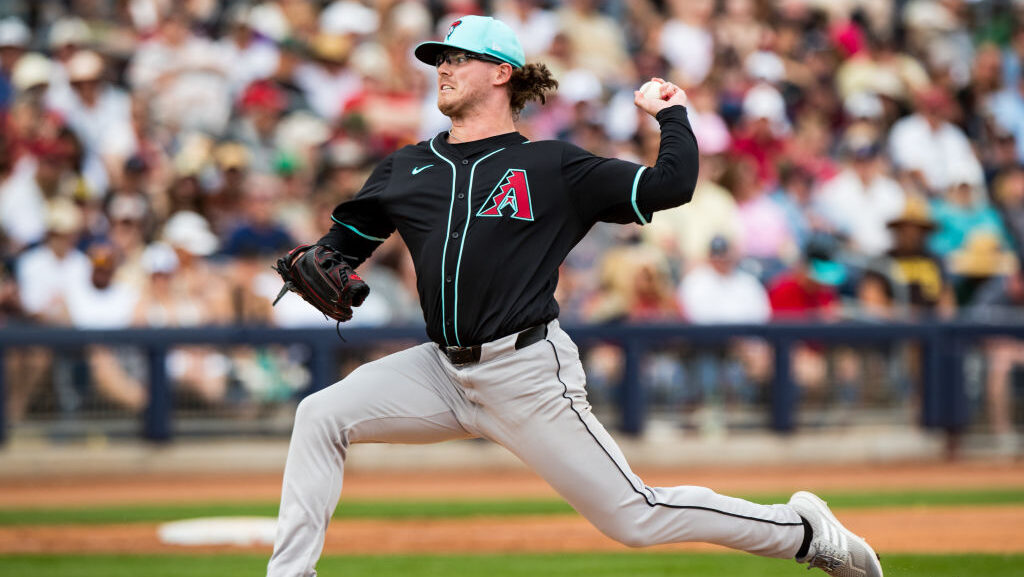 Diamondbacks reinstate LHP Andrew Saalfrank from suspension