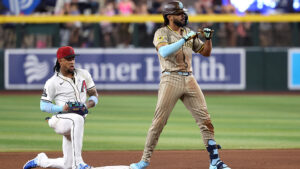Diamondbacks fall short of perfect homestand with loss to Padres