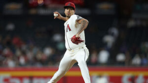 Justin Martinez lands on 15-day IL, Kevin Ginkel returns to bullpen