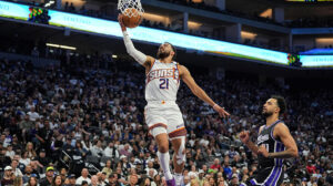 Report: Suns' Tyus Jones to sign with Orlando Magic
