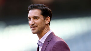 D-backs GM Mike Hazen leaves door open for team to be buyers at trade deadline
