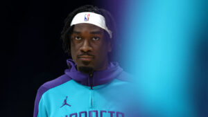 Mark Williams brings a new pedigree to the Suns' center position