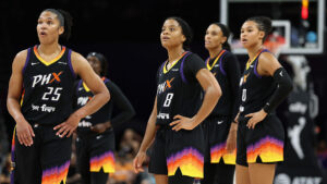 Phoenix Mercury clinch playoff spot, continue chase for No. 2 seed