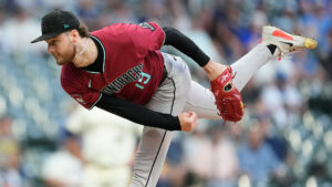 Diamondbacks move to 4-man starting rotation for playoff push