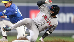 Diamondbacks walked off by Twins, remain 3 games back of Wild Card