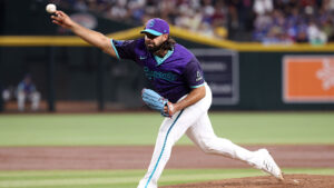 Switch to bullpen game bites D-backs in loss vs. Dodgers
