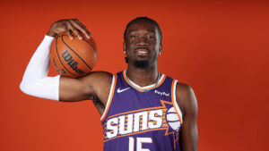 Suns taking it slow, changing approach for oft-injured Mark Williams