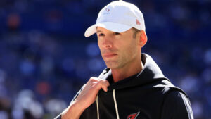 Cardinals' Jonathan Gannon not mulling over Colts game, standing by Kyler Murray as QB1