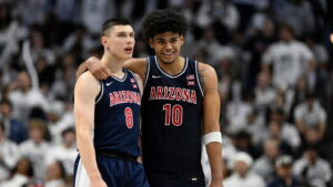 Arizona Wildcats basketball moves up to No. 2 on AP Top 25 poll