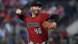 Diamondbacks roster moves: John Curtiss, Ildemaro Vargas become free agents