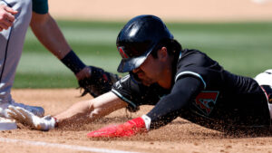 Diamondbacks notes: Players expect urgency in spring, Jordan Lawlar comments on playing CF