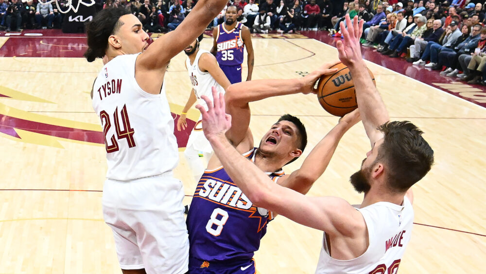 grayson allen cavaliers suns injury report...