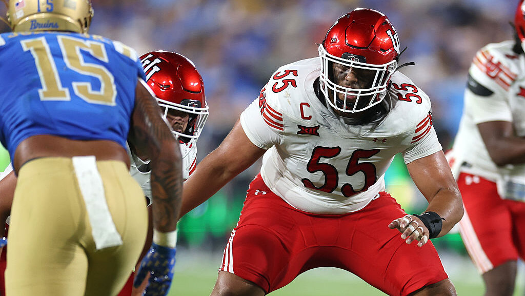 Spencer Fano #55 of the Utah Utes projected to go to the Cardinals...