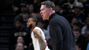 Arizona dubbed unanimous No. 1 in latest AP college basketball poll