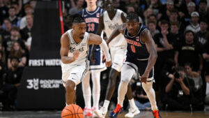 Jaden Bradley scores 23, defense stands out in Arizona win vs. UCF