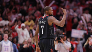 Kevin Durant hits Rockets’ game-winner, then says he felt ‘kicked out’ by Suns