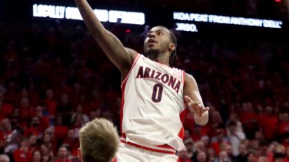 Arizona PG Jaden Bradley lands with Suns in NBA mock draft from ESPN's Woo