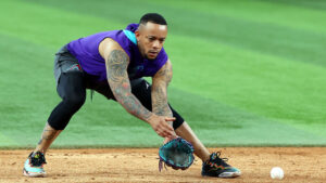Ketel Marte says he's in great spot after difficult offseason, wants to win Gold Glove