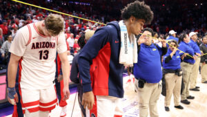 Arizona Wildcats drop 3 spots to No. 4 in AP Top 25 poll, Michigan rises to No. 1