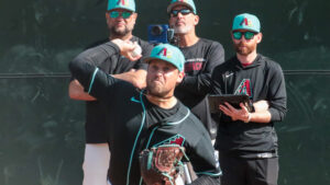 Diamondbacks want to have a closer, but there's a lot to sort through with this bullpen
