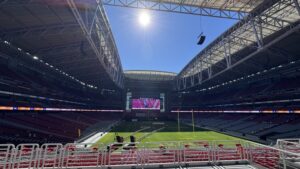 Cardinals raise more than $2 million in inaugural Cardinals Climb charity event