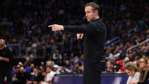 Jordan Ott wins Western Conference Coach of the Month for Suns' plucky January
