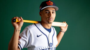 D-backs' Druw Jones rips RBI double in World Baseball Classic, dad celebrates in dugout