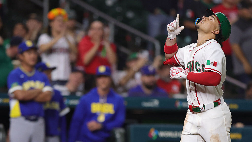 Diamondbacks' Alek Thomas #5 of Team Mexico...