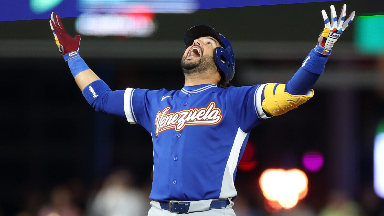Eugenio Suarez Venezuela defeats USA in WBC Eduardo Rodriguez...