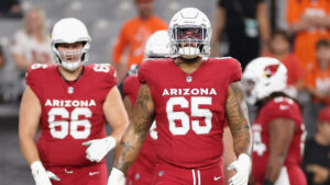 Cardinals sign OL Elijah Wilkinson, DL Jonah Williams