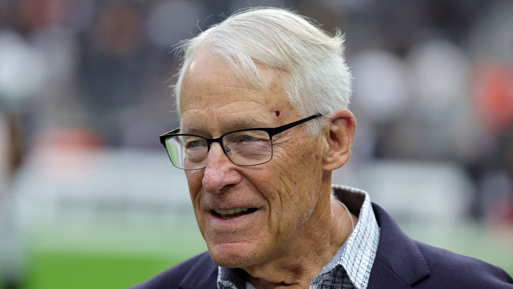 Rob Walton reportedly bought a 10% stake in the Diamondbacks...
