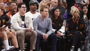 Suns' Mat Ishbia, minority owners agree to mediation process in financial dispute