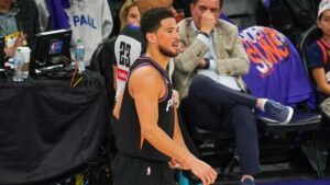 Devin Booker's and Jordan Ott's trust in the young Suns pays off