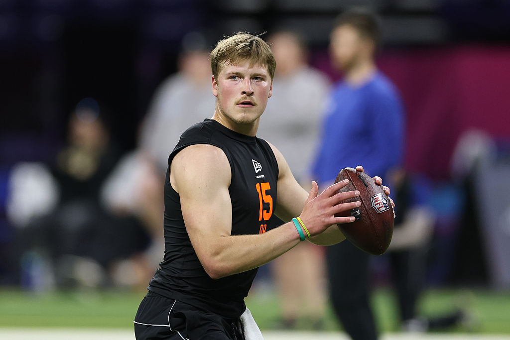 INDIANAPOLIS, INDIANA - FEBRUARY 28: Cole Payton of the North Dakota State Bison throws a pass duri...